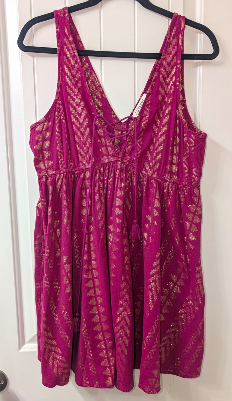 Shyanne Pink Gold Metallic Geometric Sleeveless V-Neck Mini Dress Size S